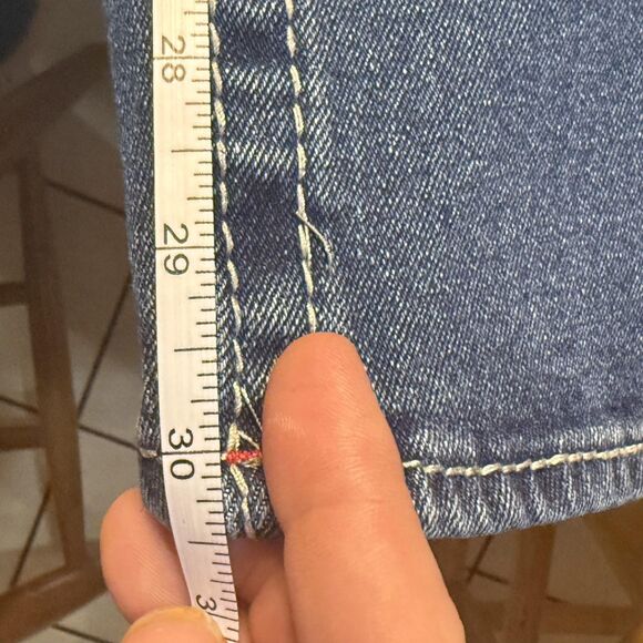 True Religion Geno Jeans Mens 38 Blue Relaxed Slim Red Stitch Denim Pants - Picture 6 of 9